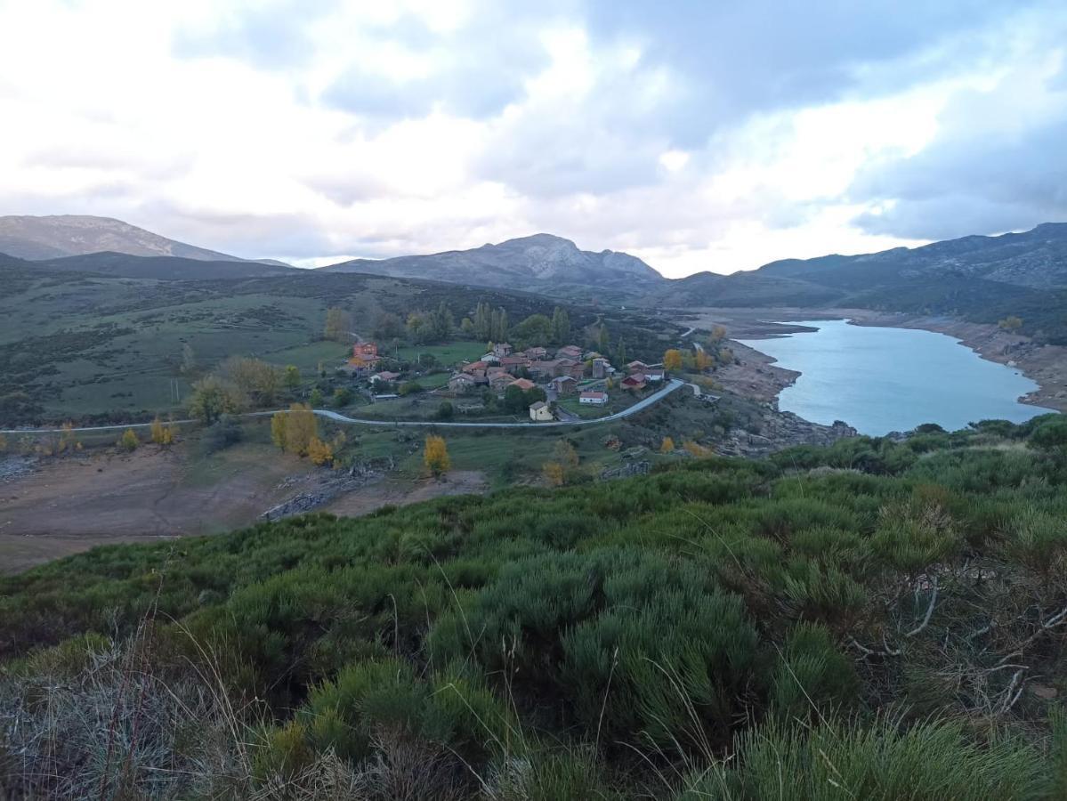 Hotel Pico Espiguete Alba de los Cardaños Kültér fotó