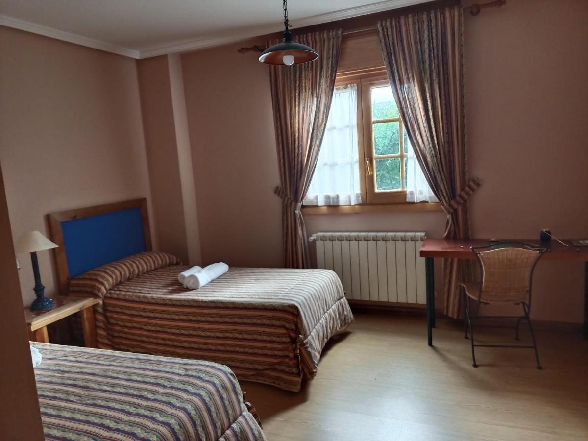 Hotel Pico Espiguete Alba de los Cardaños Kültér fotó