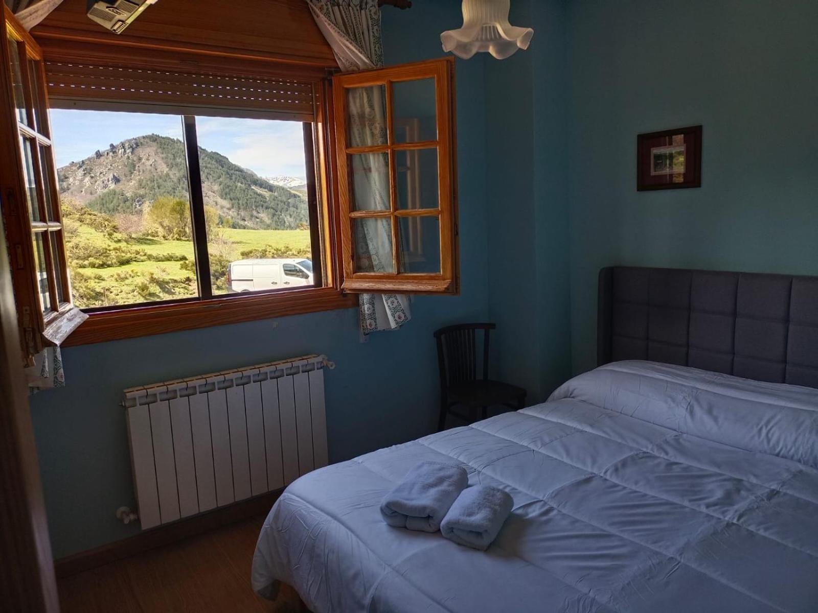 Hotel Pico Espiguete Alba de los Cardaños Kültér fotó