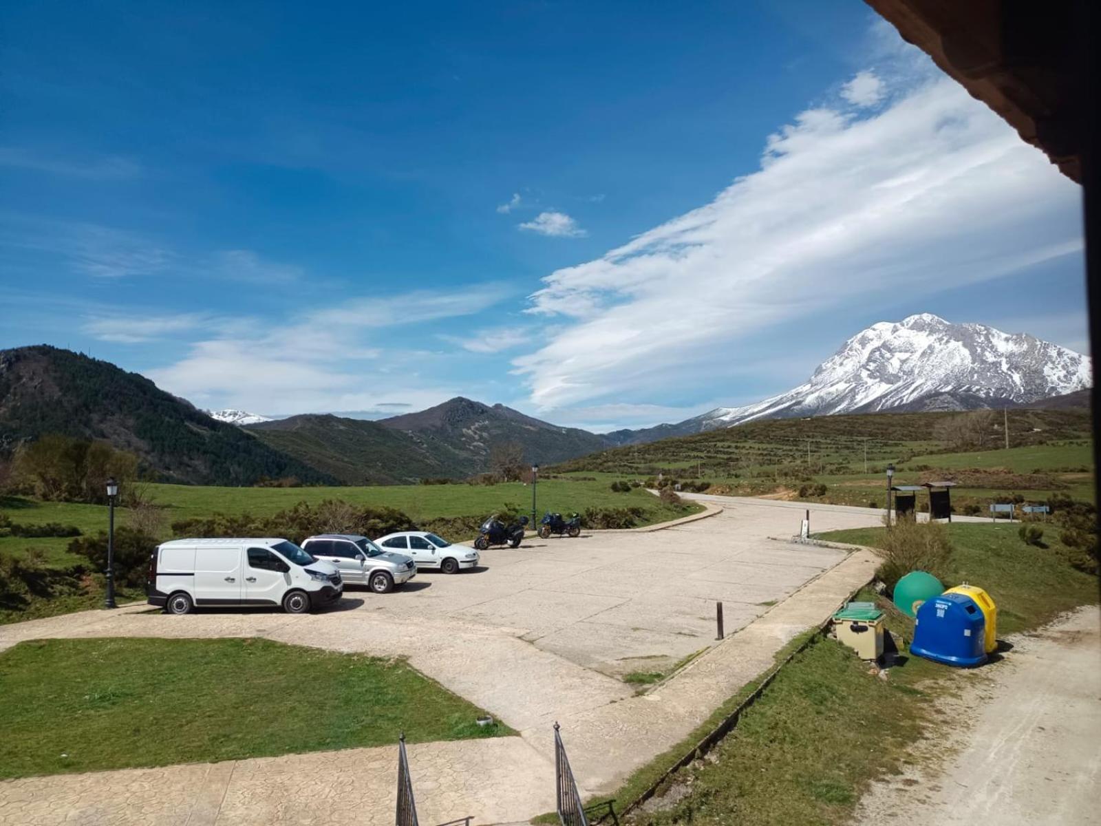 Hotel Pico Espiguete Alba de los Cardaños Kültér fotó