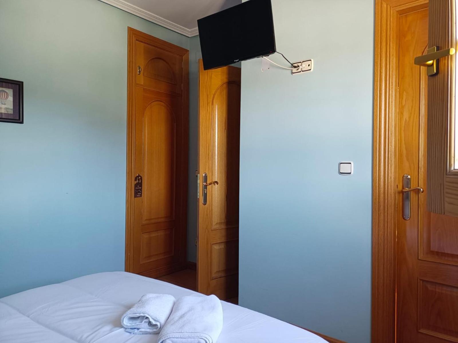 Hotel Pico Espiguete Alba de los Cardaños Kültér fotó